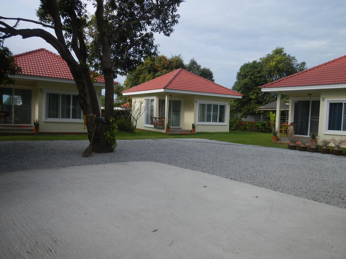 Pat'S Hideaway Bungalows Районг Экстерьер фото